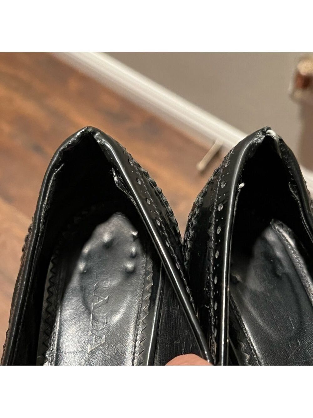 prada vintage black patent leather loafers. Size 39 - Picture 6 of 11